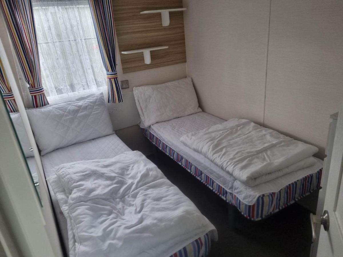 8 berth caravan ps9 Golden Palm Chapel st Leonards Hotel Buitenkant foto