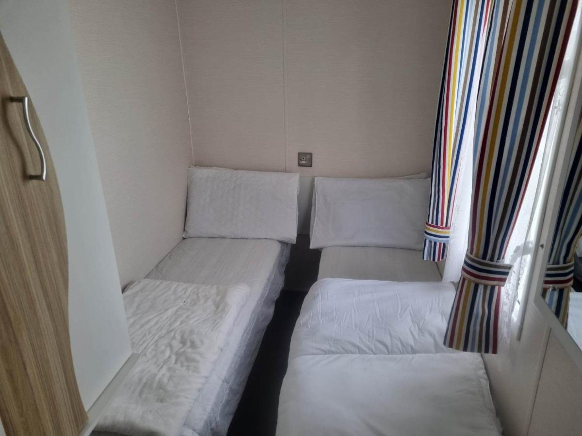 8 berth caravan ps9 Golden Palm Chapel st Leonards Hotel Buitenkant foto